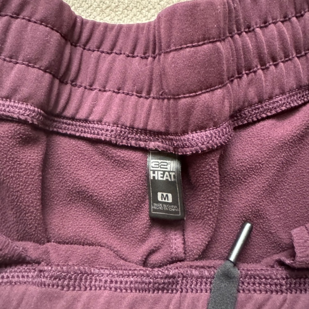Barely used clothes - Picture 6 of 16
